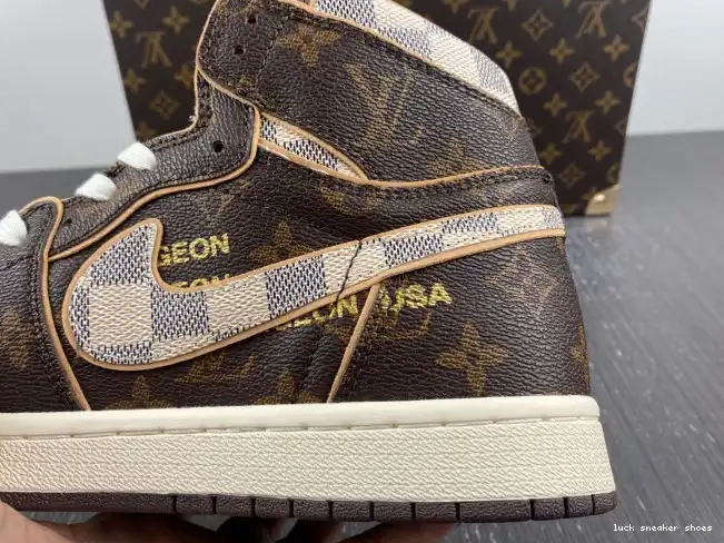 Reps LUCY x Air Jordan OFF-WHITE 1 LV 0611
